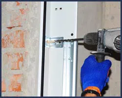 Neighborhood Garage Door Southfield, MI 248-599-1236 Neighborhood Garage Door Southfield, MI 248-599-1236 - side-door-repair-t-22-gr-23m